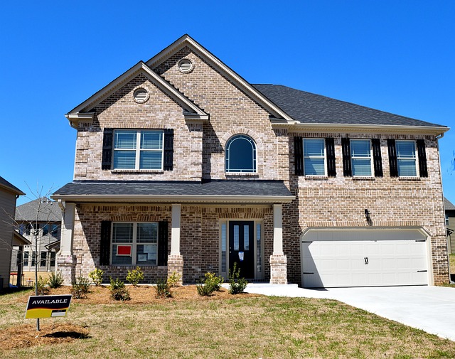 Mnoho lidí chce veliký dům. 